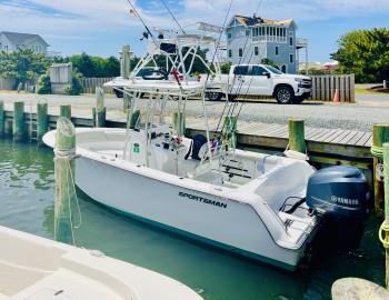 Island Saltwater Adventures at Teach's Lair Marina