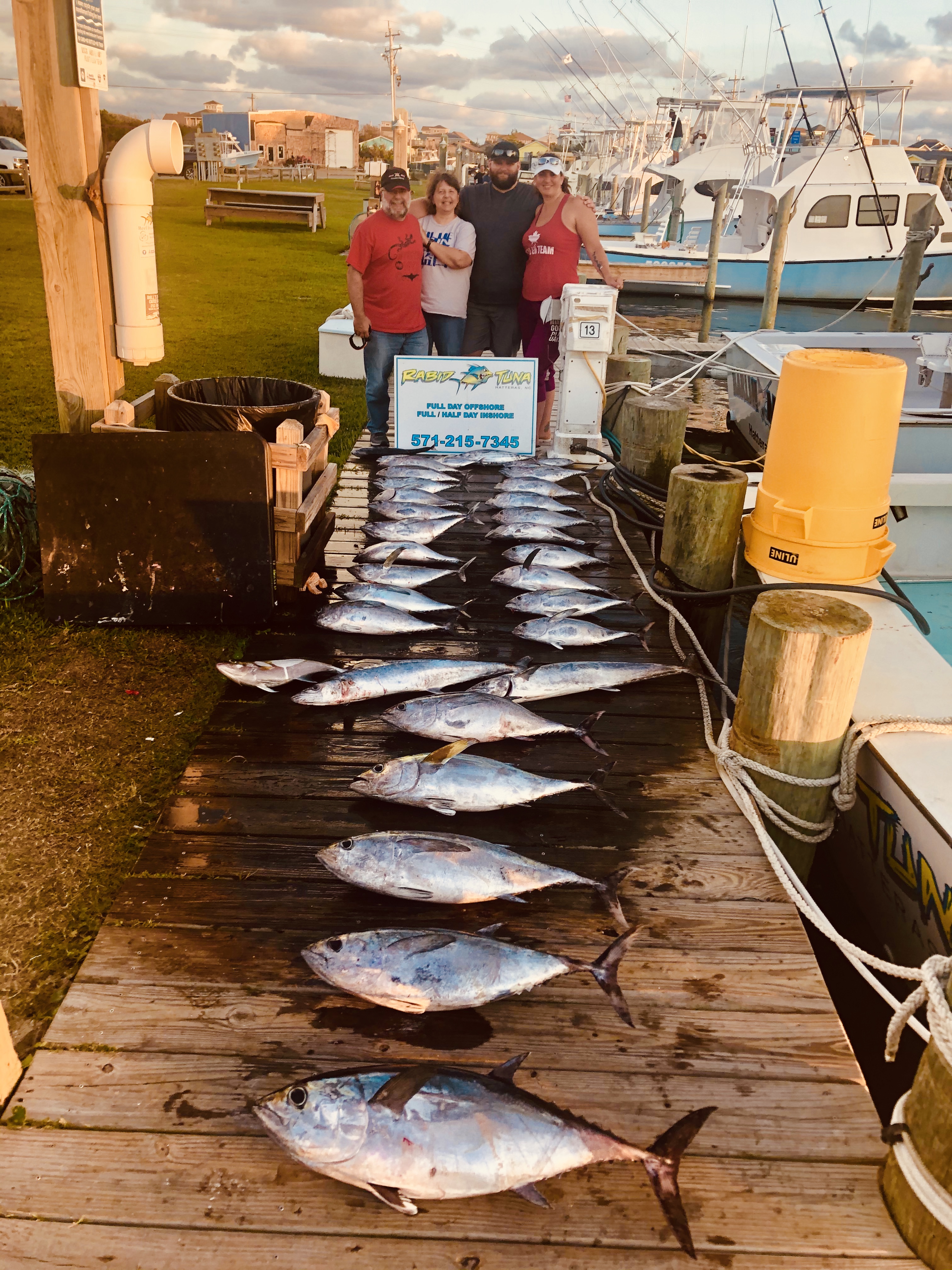 Rabid Tuna Offshore Fishing Hatteras Teach's Lair